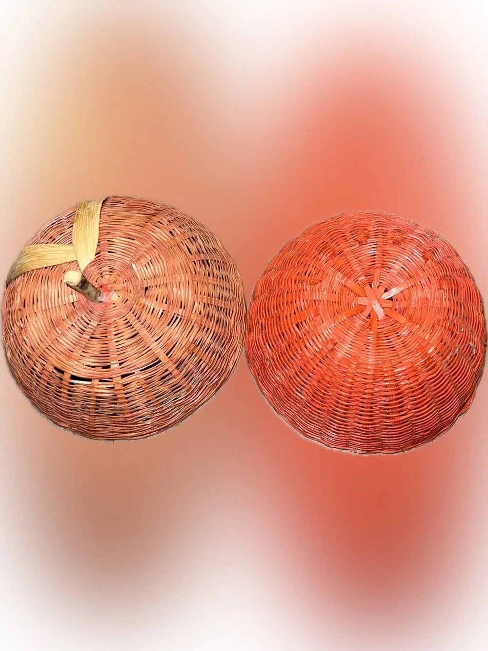 🔴Vintage Handwoven Red Apple Decorative Woven Wicker Basket Trinket Box Fruit